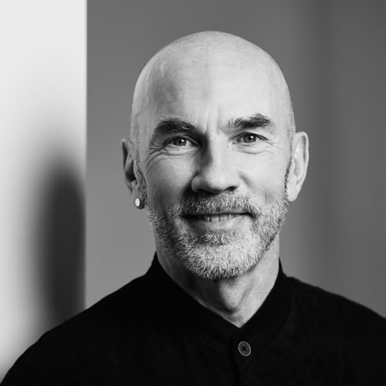 Porträtfoto Prof. Dr. Hendrik Fenz, Mediator, Coach, EFT-Paartherapeut, Trainer für EmotionAid®